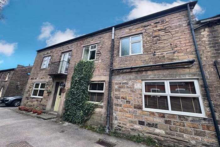 5 Bedroom End Of Terrace House For Sale In Chinley, High Peak, SK23