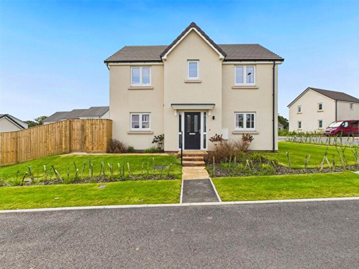 4 Bedroom Detached House For Sale In Primrose Meadow, Bradworthy, Holsworthy, EX22