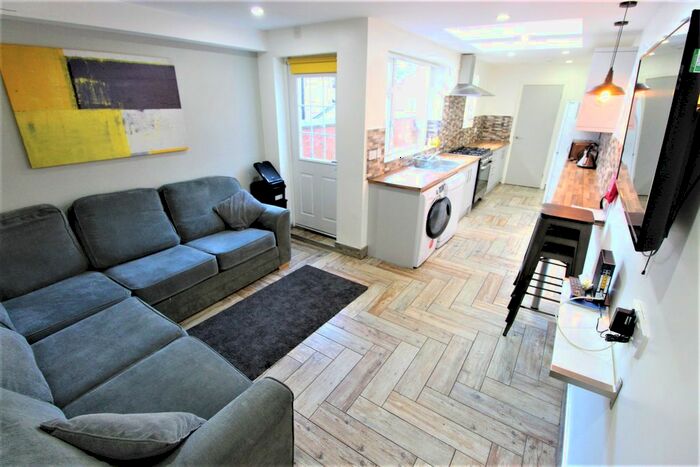 5 Bedroom Terraced House To Rent In Dean Street, Coventry, CV2