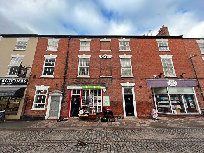 1 Bedroom Flat To Rent In Market Place, Atherstone, CV9