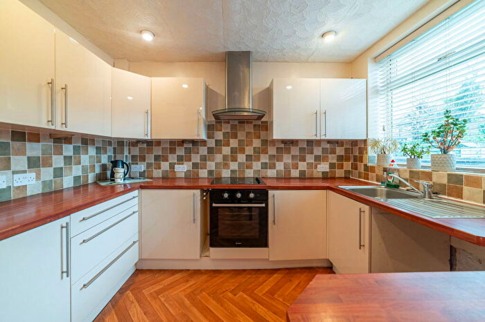 2 Bedroom Semi-Detached House For Sale In Deganwy Grove, South Reddish, Stockport, SK5
