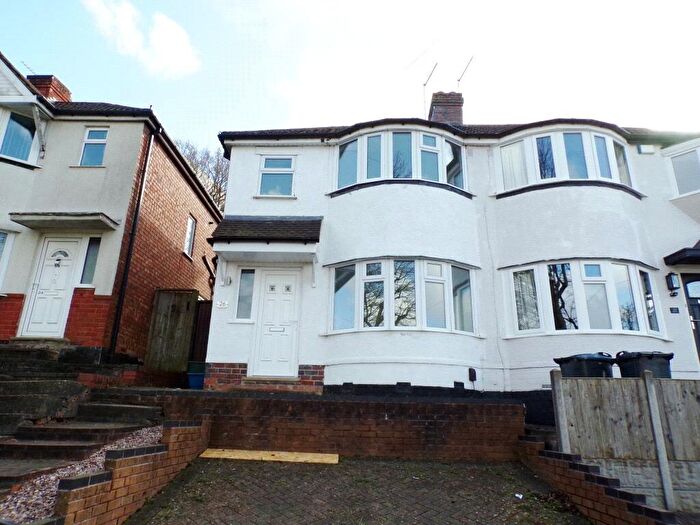 3 Bedroom Semi Detached House For Sale In Marsham Road, Birmingham, West Midlands, B14