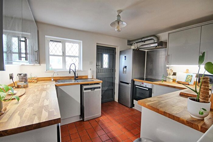 2 Bedroom Cottage For Sale In Colliers End, Ware, SG11