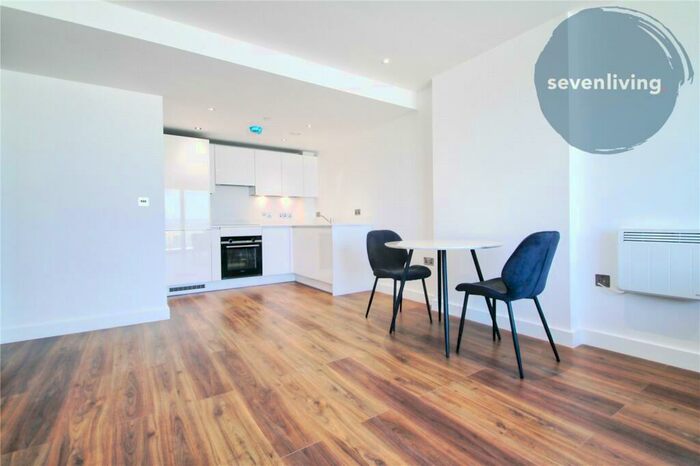 1 Bedroom Apartment To Rent In The Grand Exchange, Market Street, Bracknell, Berkshire, RG12