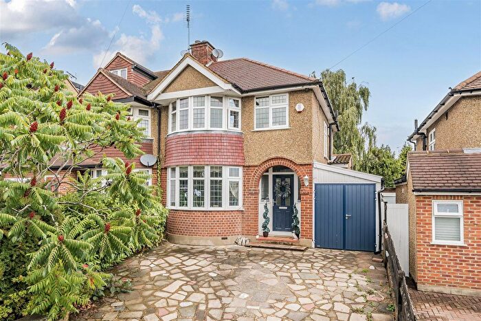 3 Bedroom Semi-Detached House For Sale In Dover Way, Croxley Green, Rickmansworth, WD3