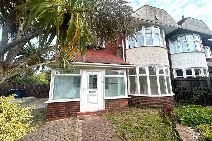 5 Bedroom Semi-Detached House For Sale In Ryhope Road, Sunderland, SR2