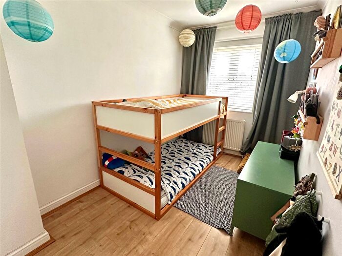 2 Bedroom End Of Terrace House For Sale In Eastfield Lane, Ringwood, Hampshire, BH24