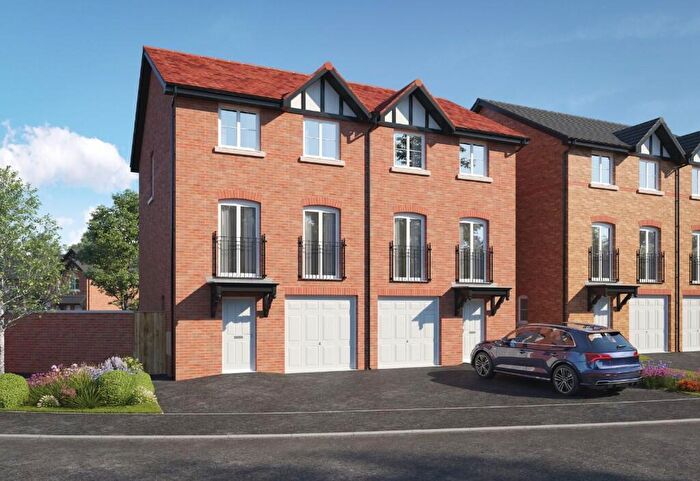 4 Bedroom Town House For Sale In Rivington Grange, Victoria Road, Bolton, Horwich, BL6