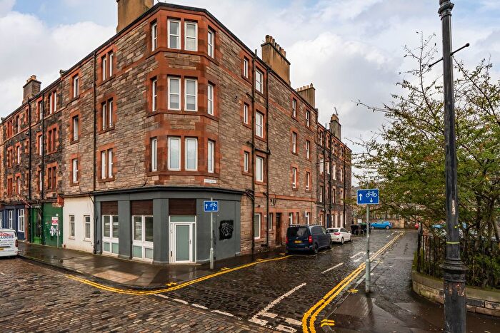 2 Bedroom Flat For Sale In / Spiers Place, Edinburgh, EH6