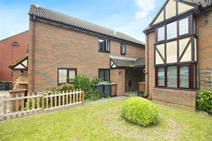 2 Bedroom Terraced House To Rent In Hedley Rise, Luton, Bedfordshire, LU2