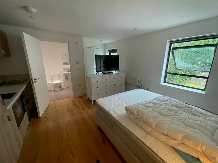 Studio To Rent In Selden Road, Worthing, BN11