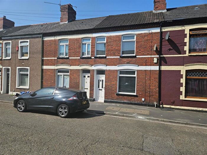 2 Bedroom Terraced House For Sale In North Clive Street, Grangetown, Cardiff, CF11