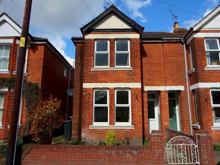 3 Bedroom Semi-Detached House To Rent In Mead Road, Chandler's Ford, Eastleigh, SO53