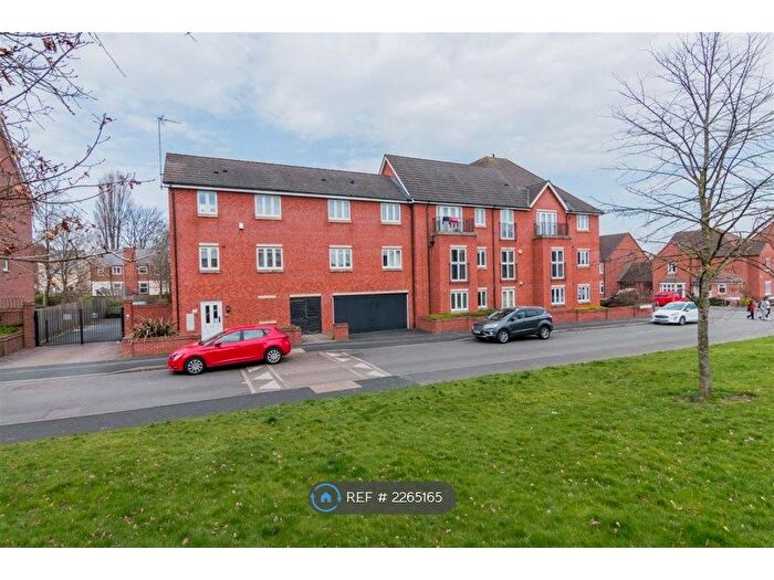 2 Bedroom Flat To Rent In Inverkip Walk, Wolverhampton, WV4