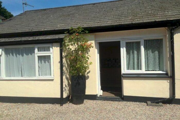 1 Bedroom Property To Rent In Trevarrick Hall, St. Austell PL25