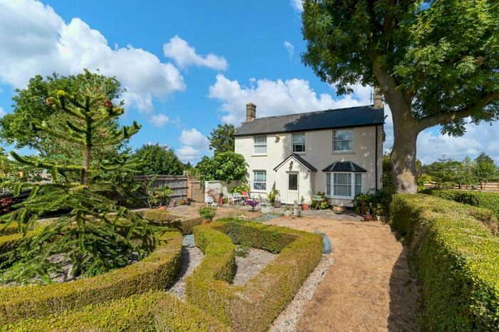 4 Bedroom Detached House For Sale In Smiths End Lane, Barley, SG8