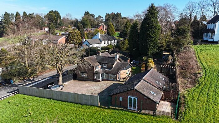 6 Bedroom Detached House For Sale In Windmill Hill, Rough Close, ST3