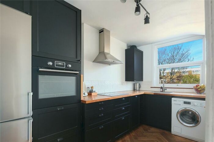 1 Bedroom Flat To Rent In Idmiston Road, Stratford, London, E15