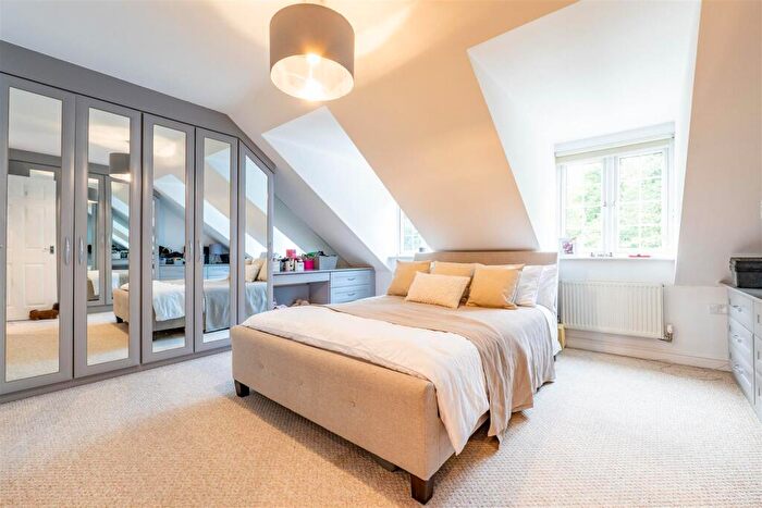 3 Bedroom Town House To Rent In Farington Court, Farington, Leyland, PR25