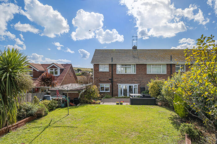 3 Bedroom End Of Terrace House For Sale In Brambletyne Avenue, Saltdean Brighton, East Sussex, BN2