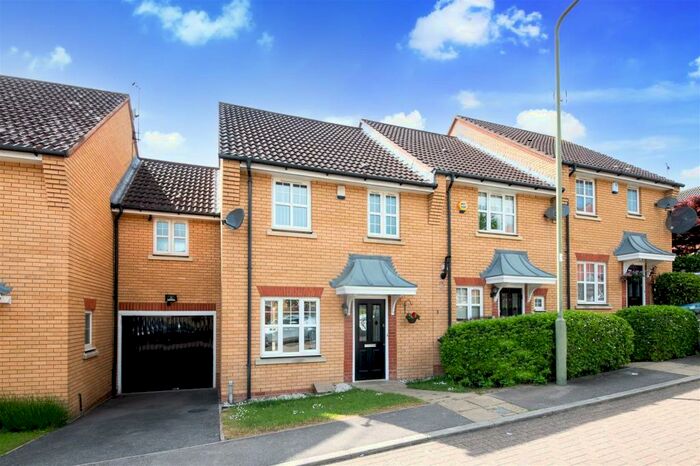 3 Bedroom Terraced House To Rent In Arlington Green, Mill Hill, London, NW7