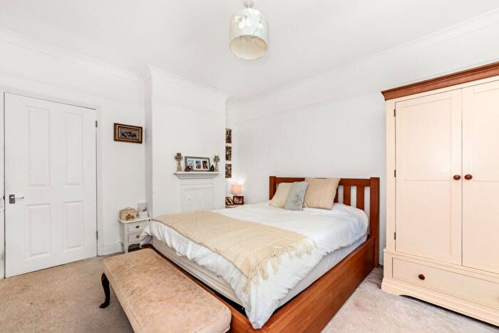 2 Bedroom Detached House For Sale In Sydenham Park Road, London, SE26