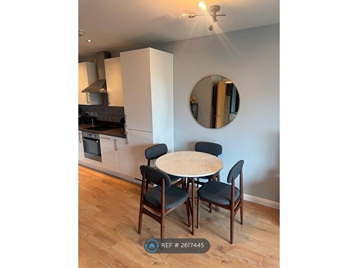 1 Bedroom Flat To Rent In River Heights, London, E15