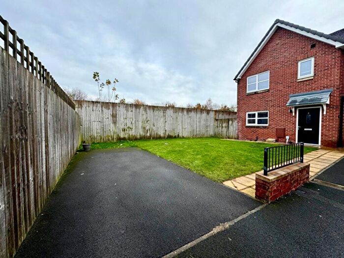 3 Bedroom Semi-Detached House To Rent In Marsworth Close, Manchester, M23