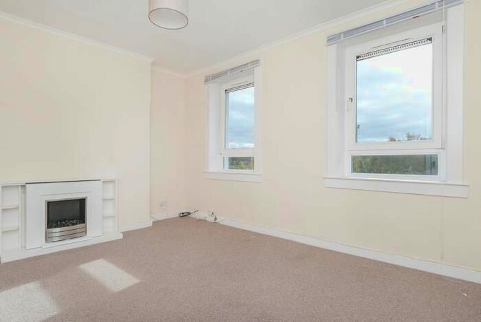 2 Bedroom Flat To Rent In Whitson Crescent, Edinburgh, EH11