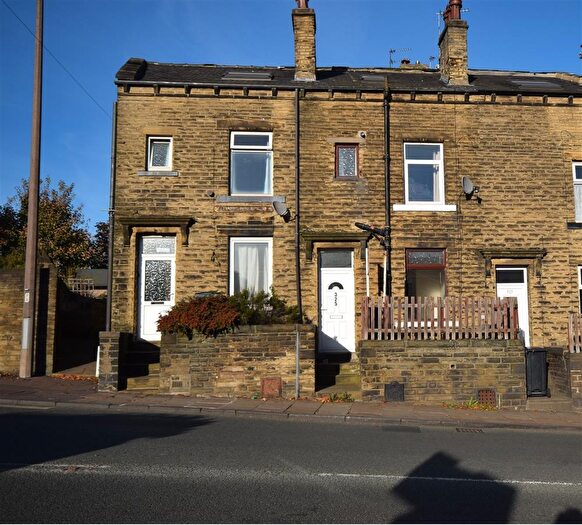 2 Bedroom Terraced House To Rent In Salterhebble Hill, Halifax, HX3