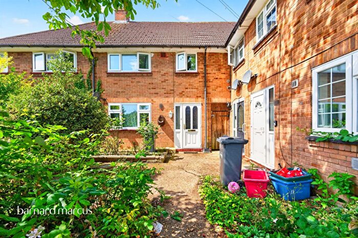 2 Bedroom End Of Terrace House For Sale In Hatton Green, Feltham, TW14