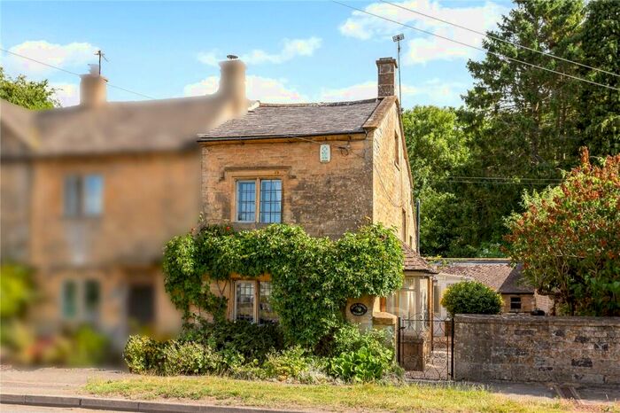 2 Bedroom End Of Terrace House For Sale In Bourton On The Hill, Moreton-In-Marsh, GL56