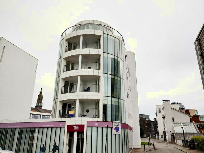 2 Bedroom Flat To Rent In Lanark Street, Glasgow, G1