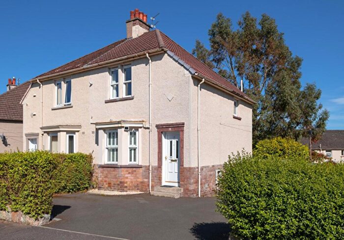 2 Bedroom Semi-Detached House For Sale In Raeburn Crescent, Kirkcaldy, KY2