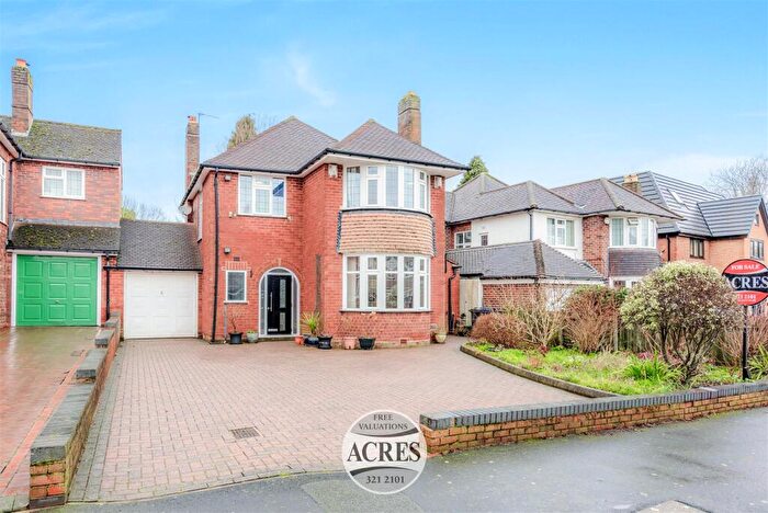 4 Bedroom Detached House For Sale In Carnwath Road, Sutton Coldfield, B73
