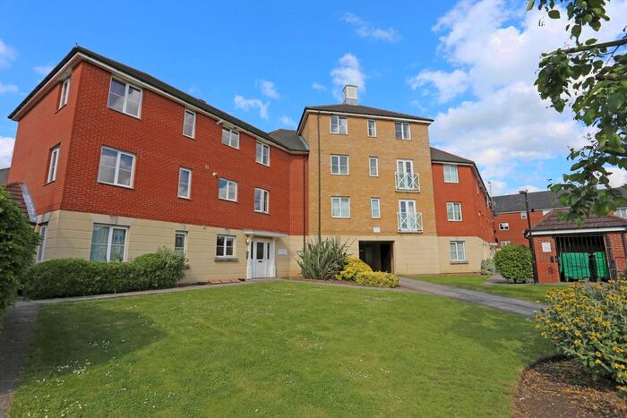 2 Bedroom Flat To Rent In Birch Court, Chadwell Heath, RM6