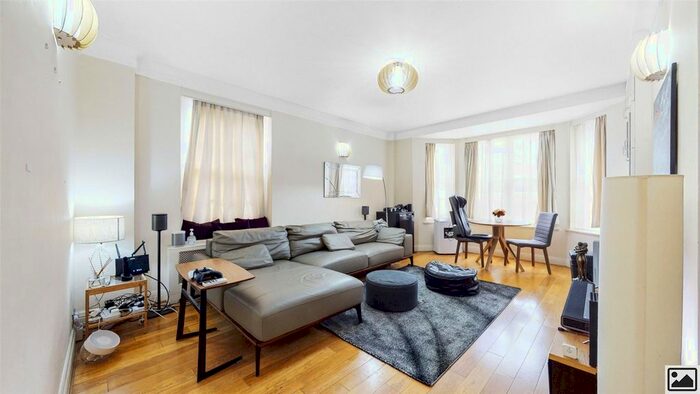 2 Bedroom Flat To Rent In Ascot Court, London, NW8