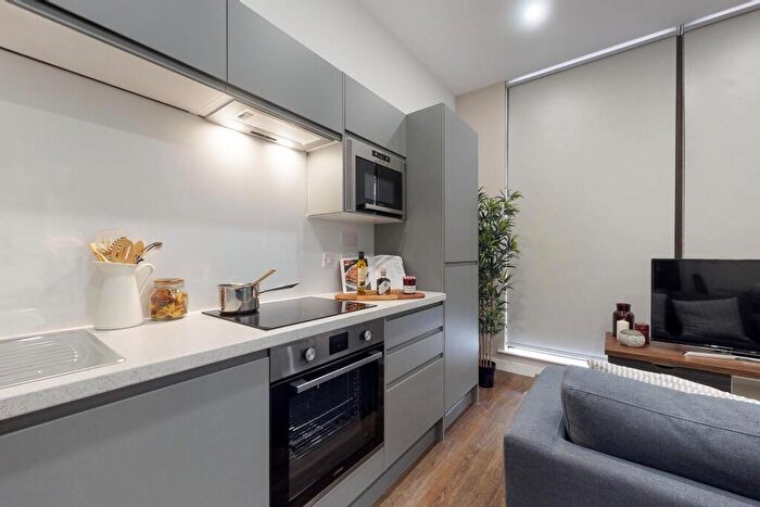 1 Bedroom Apartment To Rent In Furnival Square, City Centre, Sheffield, S1