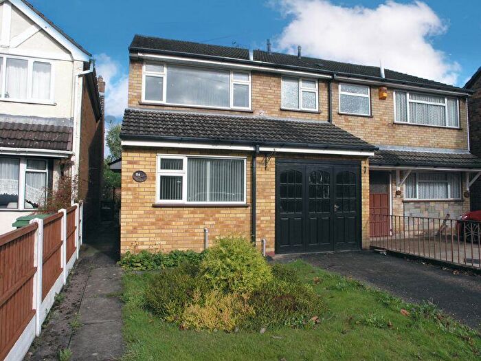 3 Bedroom Semi-Detached House To Rent In John Street, Brierley Hill, DY5