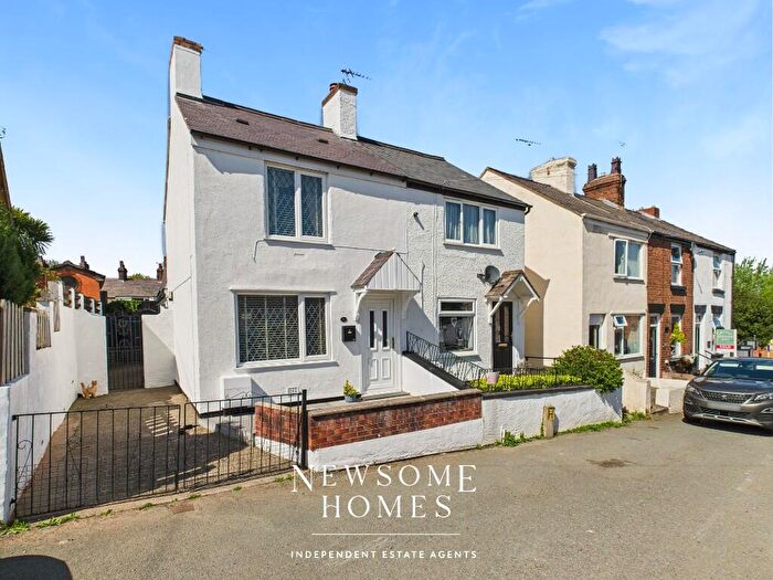 2 Bedroom Semi-Detached House For Sale In New Brighton Road, Bagillt, CH6