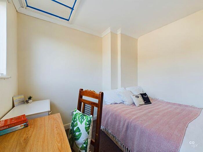 5 Bedroom Semi-Detached House To Rent In Elm Grove, Brighton, BN2