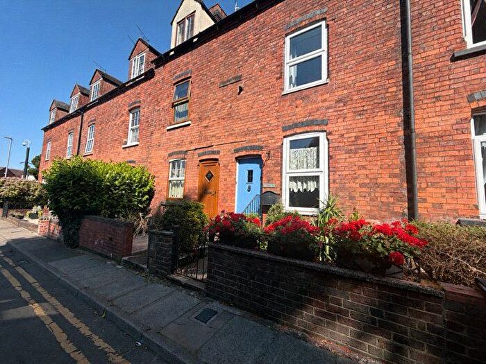 2 Bedroom Terraced House For Sale In Church Lane, Tamworth, Staffordshire, B79