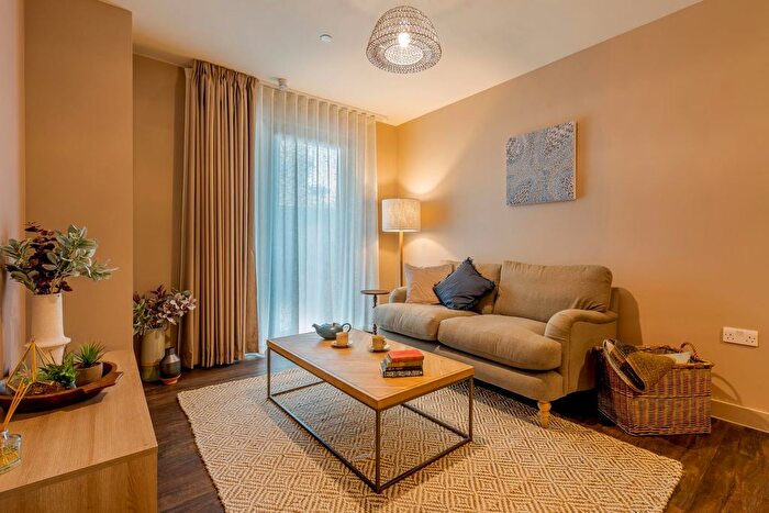 2 Bedroom Flat To Rent In Canada Gardens, Wembley Park, HA9