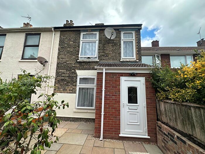3 Bedroom Semi-Detached House To Rent In Olive Road, Great Yarmouth, NR31