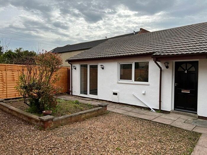 2 Bedroom Bungalow To Rent In Wardle Court, Kettering, NN16