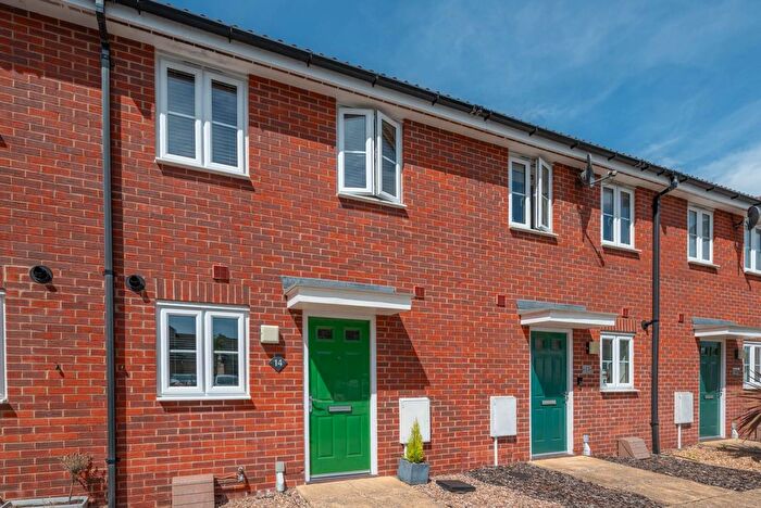 2 Bedroom Terraced House For Sale In Realmwood Close, Canterbury, CT1