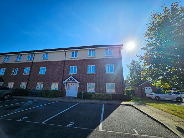 2 Bedroom Apartment To Rent In Cwrt Y Terfyn, Saltney, Wales, CH4