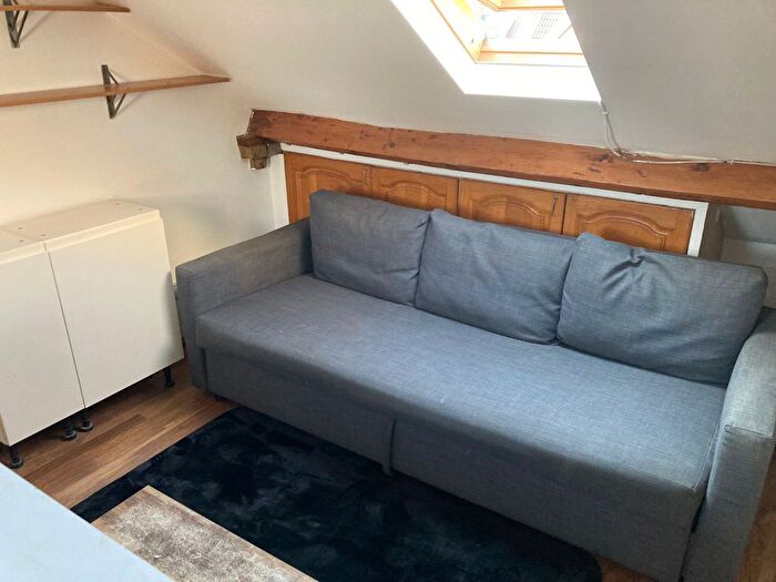 Studio To Rent In Gordon Road, Hounslow, TW3