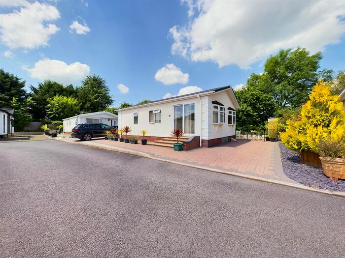 2 Bedroom Property For Sale In Cleobury Road, Far Forest, Kidderminster, DY14