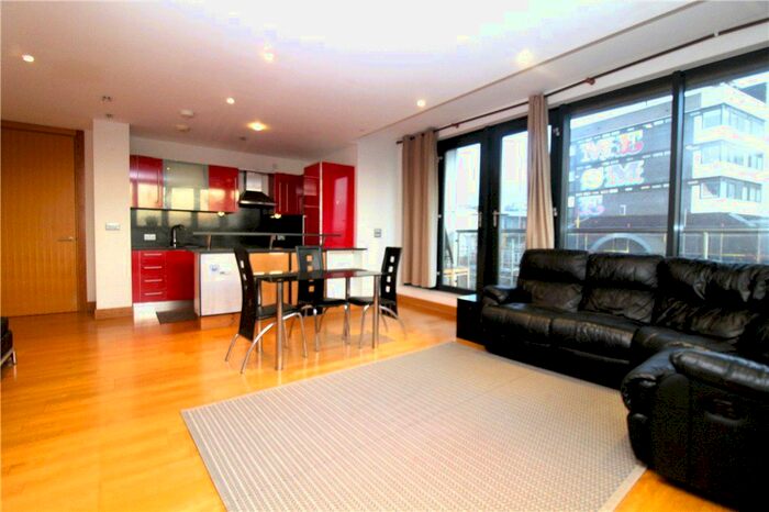 2 Bedroom Flat To Rent In Scarbrook Road, Croydon, CR0